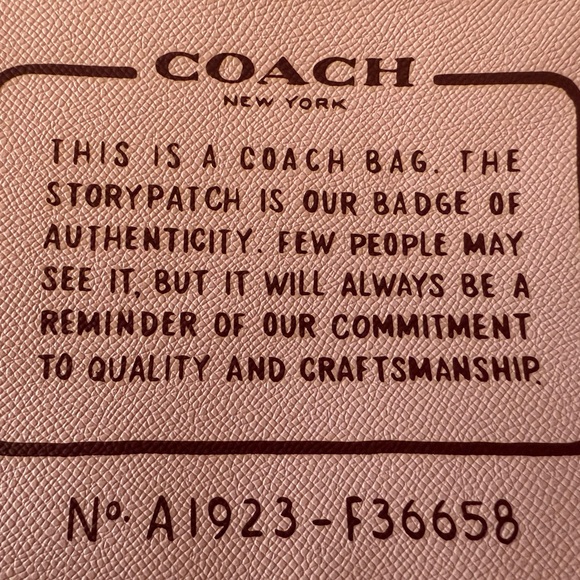 Coach Pink Storypatch Large Wristlet /Clutch / Pouch - Picture 2 of 6
